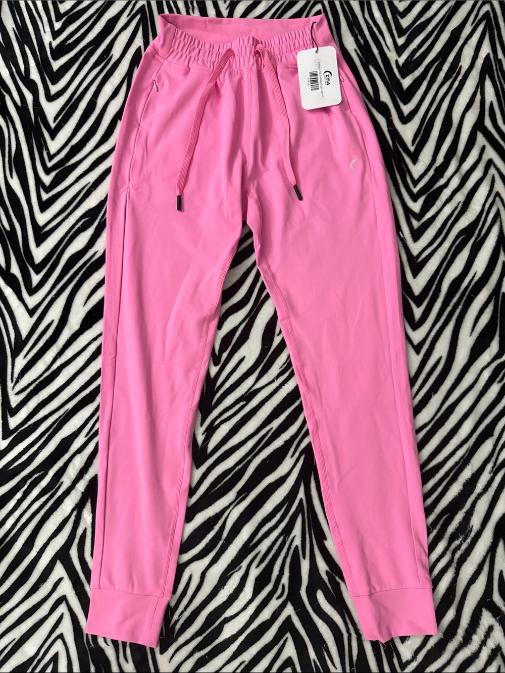 NWT ZYIA Bubblegum confluence zip joggers